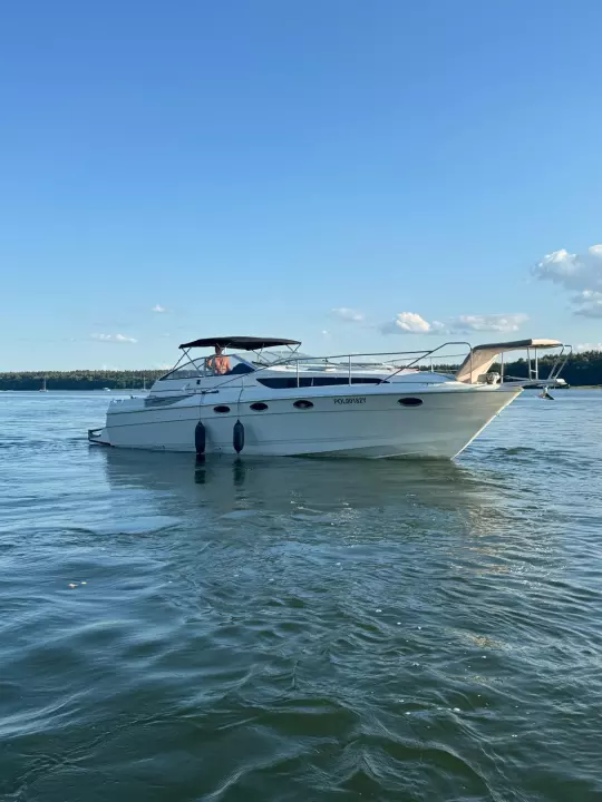 🛥️ BAYLINER 3485 AVANTI
